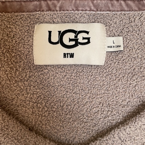 UGG Rtw - sweater - Picture 2 of 4